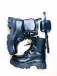Botas similares prada